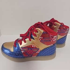 Wonder Woman‎ High Top Sneakers Girl's Size 3 Red Blue and Gold
